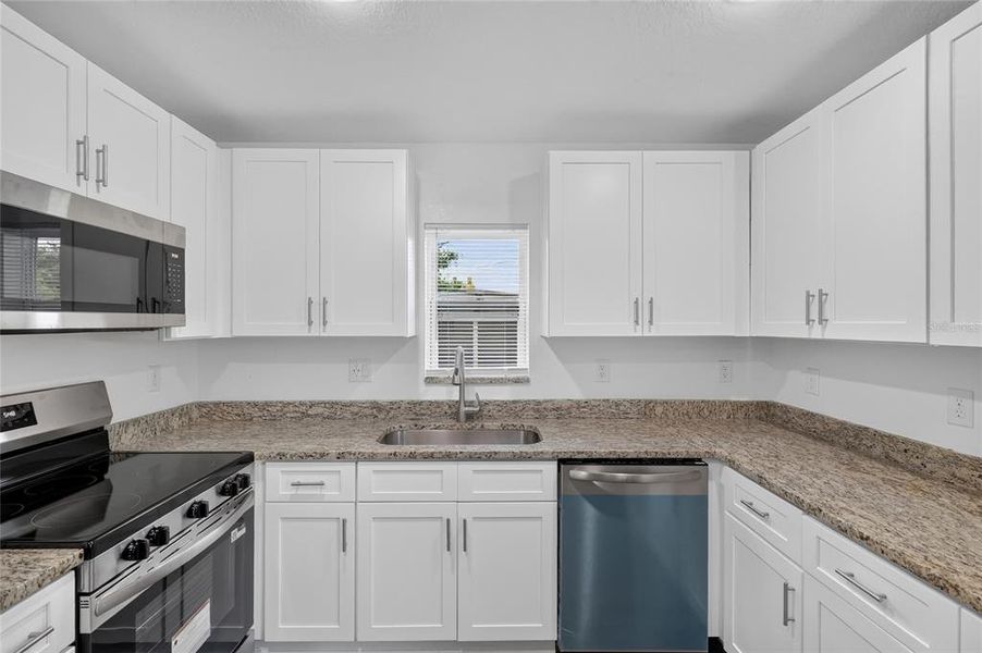Furnished interior view inside a new home in , Auburndale (Image 6).