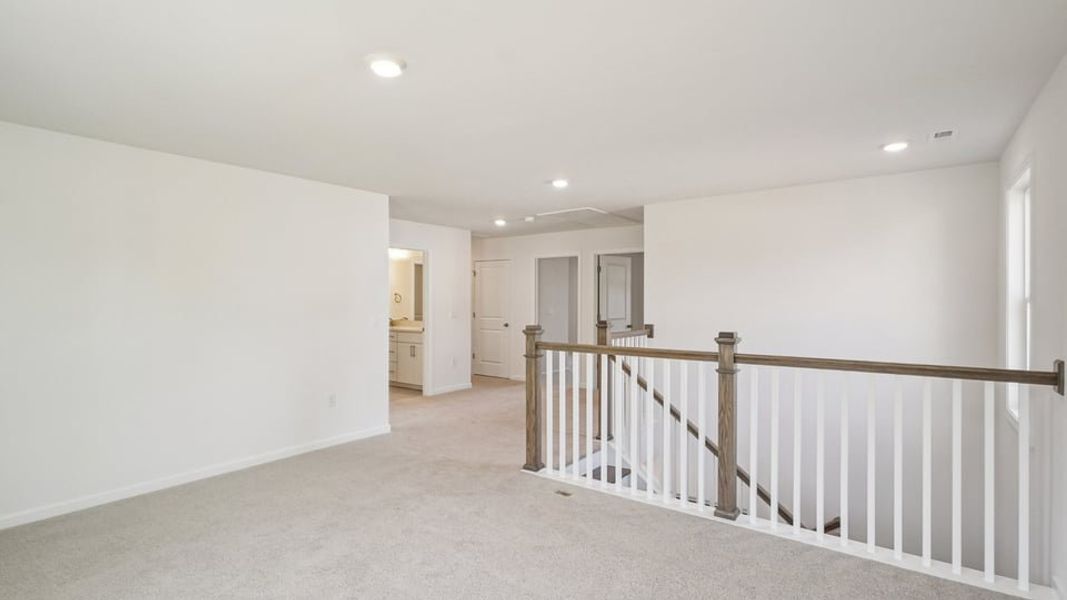 Spacious, unfurnished interior of a new home in Eagle Creek, Fuquay Varina (Image 20). Spacious, unfurnished interior of a new home in Eagle Creek, Fuquay Varina (Image 20).