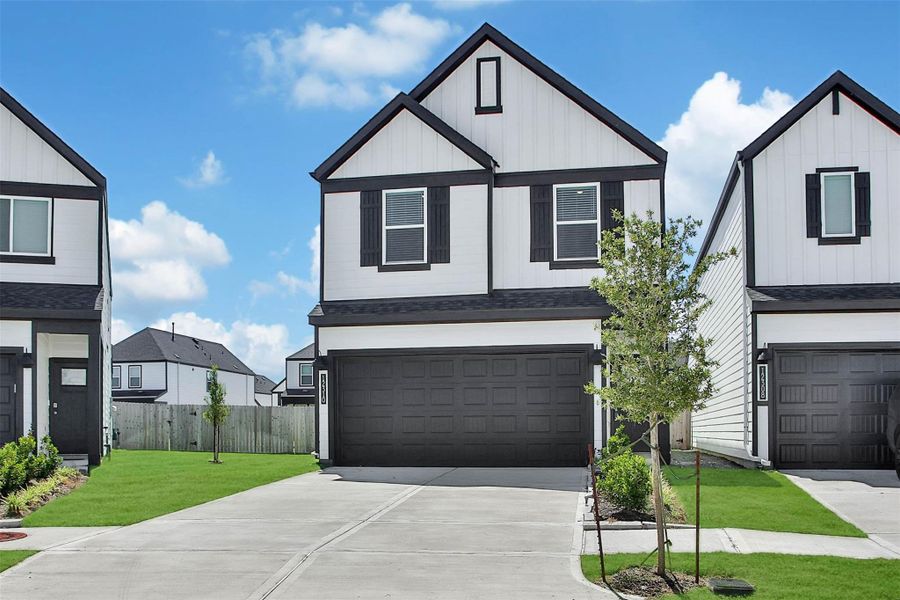 Front exterior of a new home in City Gate, Houston, TX, highlighting curb appeal (Image 17).