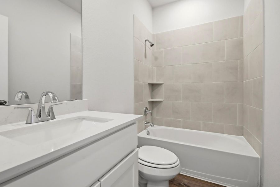 Furnished interior view inside a new home in Crockett Meadows, Conroe (Image 7). Furnished interior view inside a new home in Crockett Meadows, Conroe (Image 7).