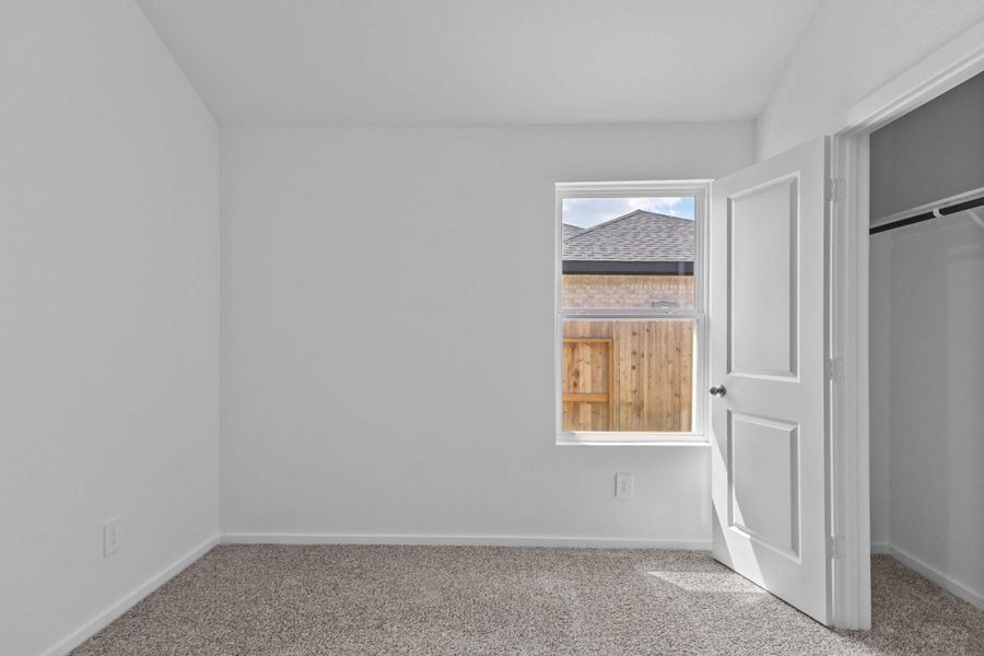 Spacious, unfurnished interior of a new home in Sunterra Lakes, Brookshire (Image 17). Spacious, unfurnished interior of a new home in Sunterra Lakes, Brookshire (Image 17).