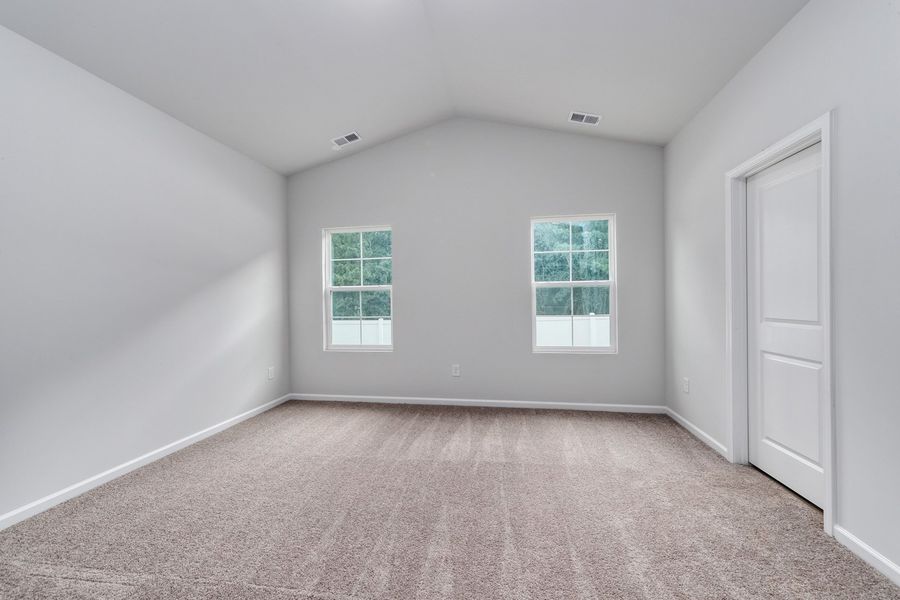 Spacious, unfurnished interior of a new home in Hainer Place, Conway (Image 21).