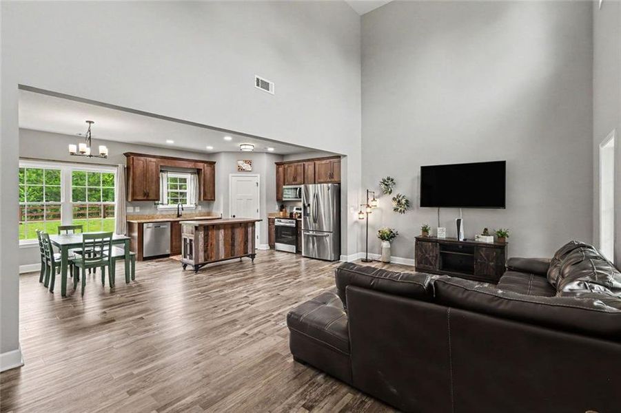 Furnished interior view inside a new home in , Cedartown (Image 13).
