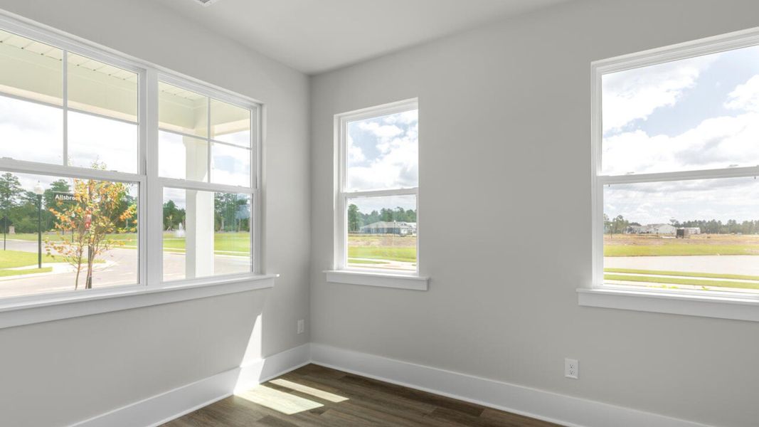 Spacious, unfurnished interior of a new home in Indigo Preserve Townhomes, Leland (Image 16).