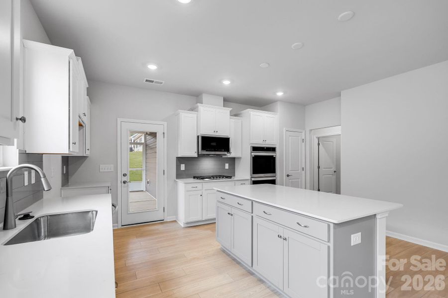 Furnished interior view inside a new home in Roselyn, Lancaster (Image 5).
