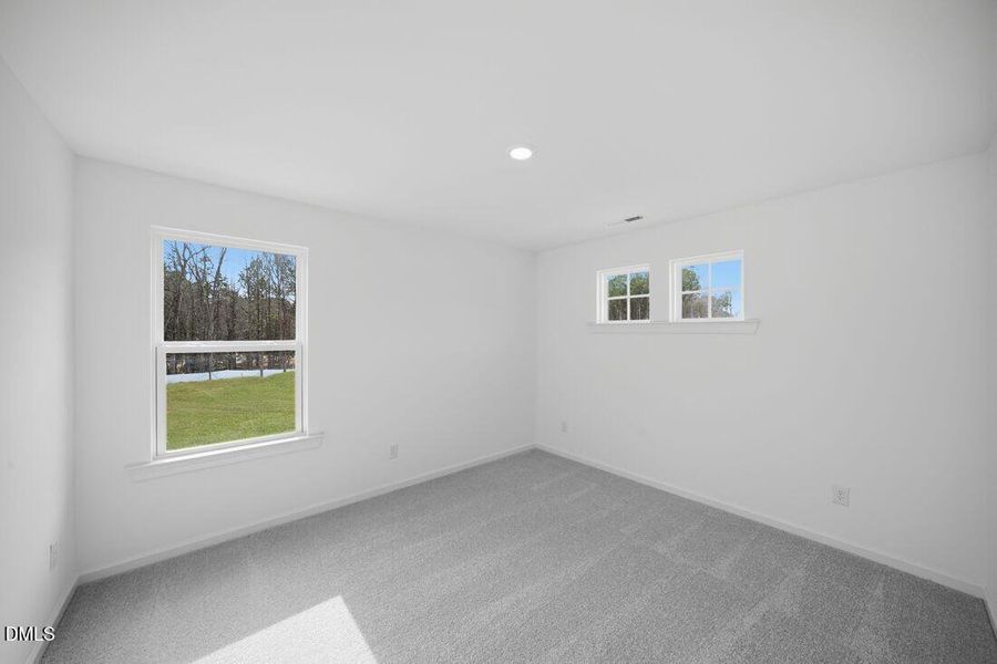 hj-nc-raleigh-eagle-trace-stella-lot-34-