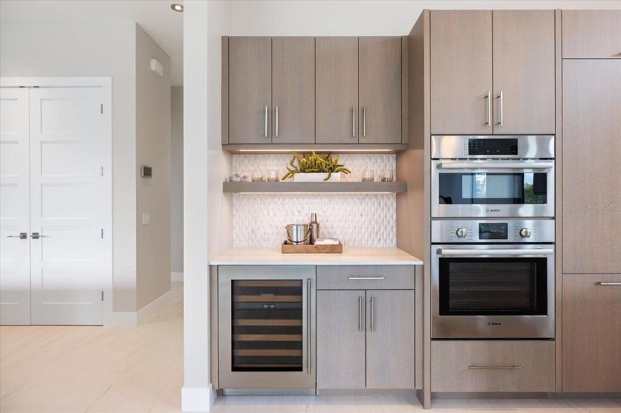 Furnished interior view inside a new home in , Longboat Key (Image 51).