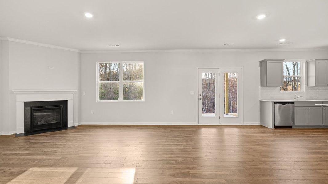 Spacious, unfurnished interior of a new home in Liberty Crossing, Braselton (Image 15).