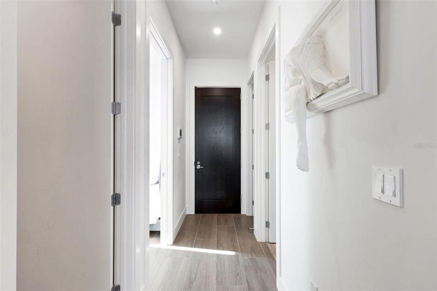 Spacious, unfurnished interior of a new home in , Sarasota (Image 22). Spacious, unfurnished interior of a new home in , Sarasota (Image 22).