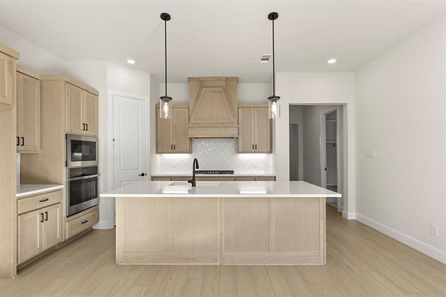 7_08. 1109 Birdsong - Kitchen