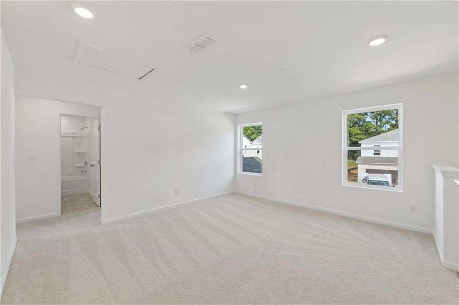 Spacious, unfurnished interior of a new home in Windance Lake, Loganville (Image 28). Spacious, unfurnished interior of a new home in Windance Lake, Loganville (Image 28).