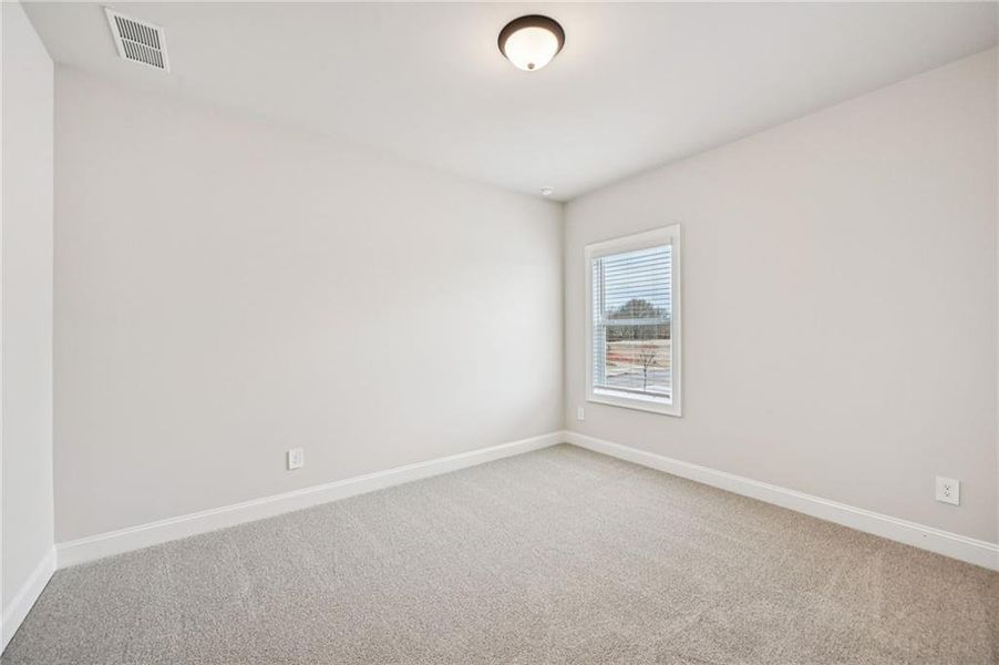 Spacious, unfurnished interior of a new home in River Pointe, Monroe (Image 39).
