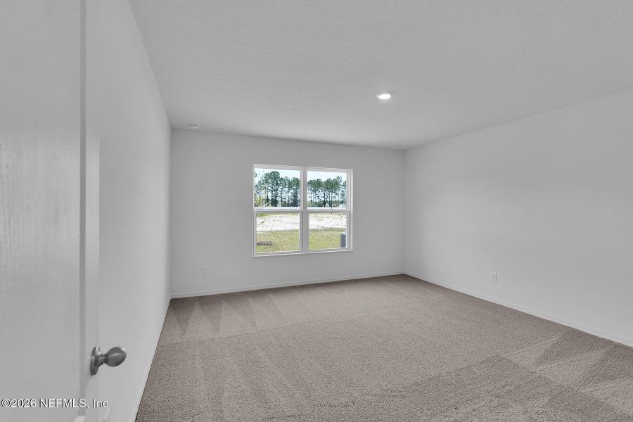 Spacious, unfurnished interior of a new home in Westport Landing, Jacksonville (Image 12).