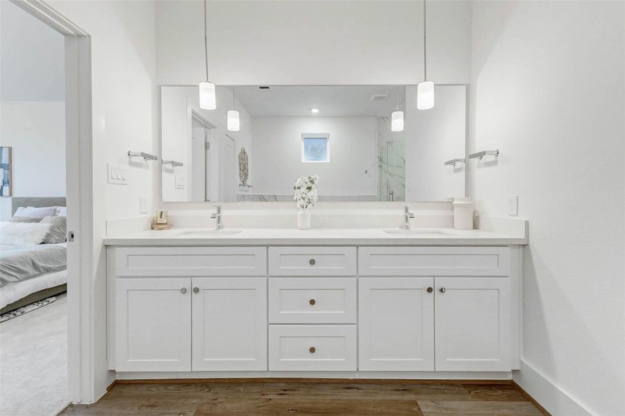 Furnished interior view inside a new home in , Houston (Image 5). Furnished interior view inside a new home in , Houston (Image 5).