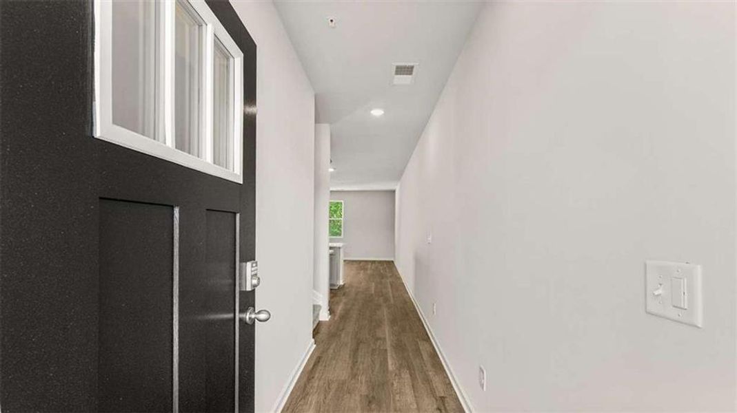 Spacious, unfurnished interior of a new home in Echo Glen, Stockbridge (Image 16).