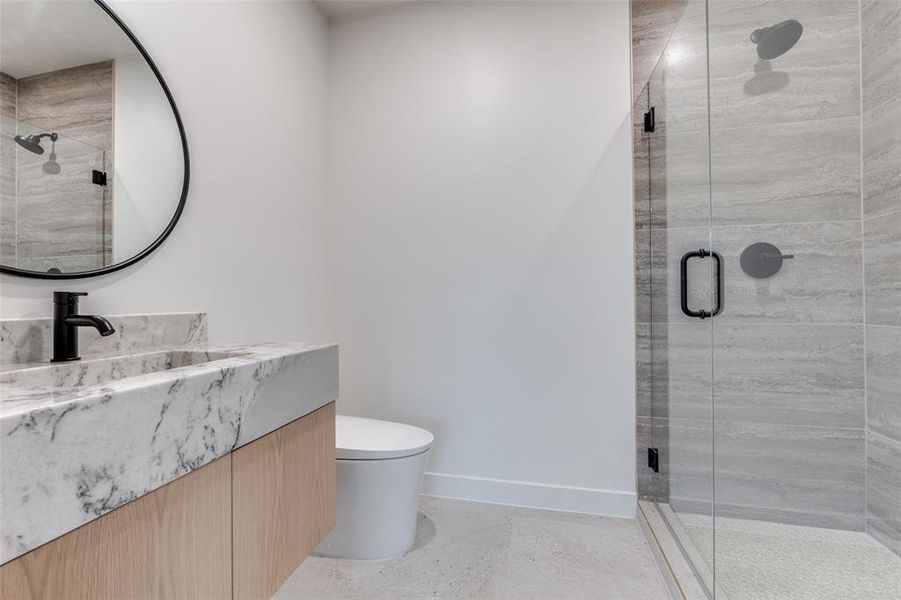 Furnished interior view inside a new home in , Dallas (Image 31).