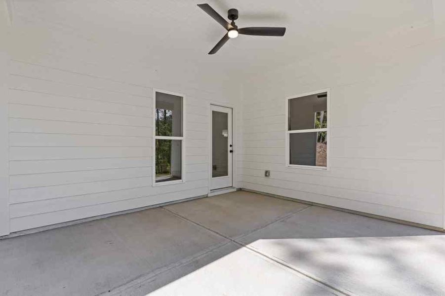 Image 29 of a home in .