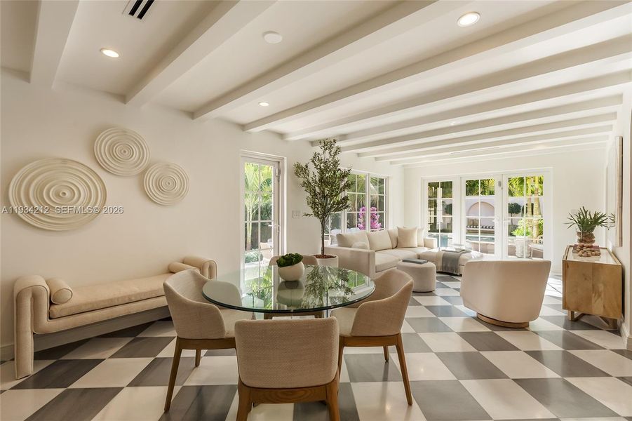 Community amenities in , Coral Gables (Image 25). Community amenities in , Coral Gables (Image 25).