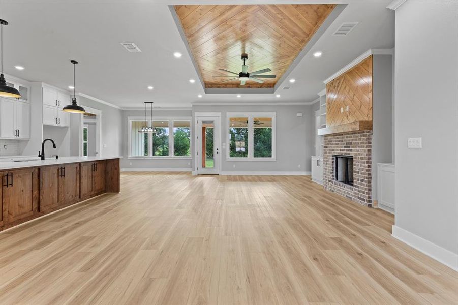 Spacious, unfurnished interior of a new home in , Tyler (Image 26).