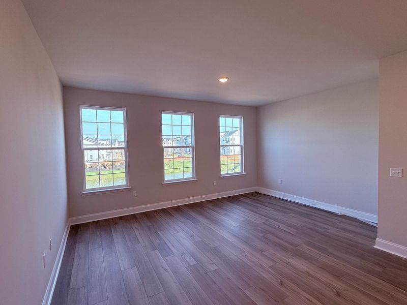 Spacious, unfurnished interior of a new home in Promenade at Clari Park, Murfreesboro (Image 10).