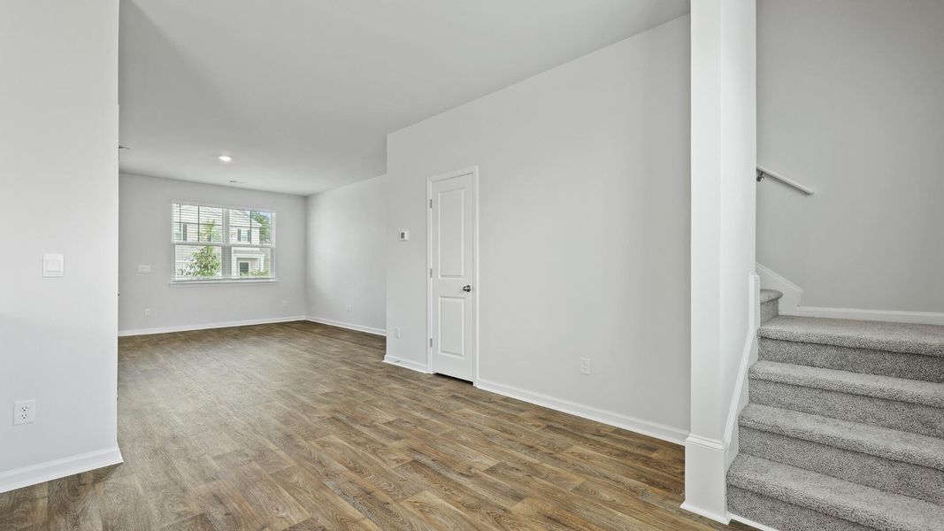 Spacious, unfurnished interior of a new home in Pine Hills at Cane Bay, Summerville (Image 17).