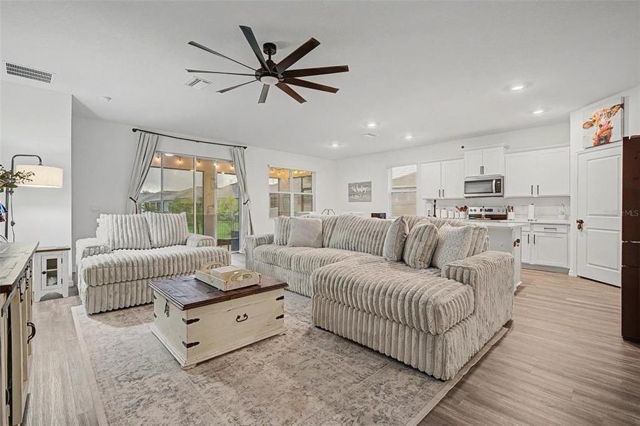 Furnished interior view inside a new home in Abbott Park, Zephyrhills (Image 18).