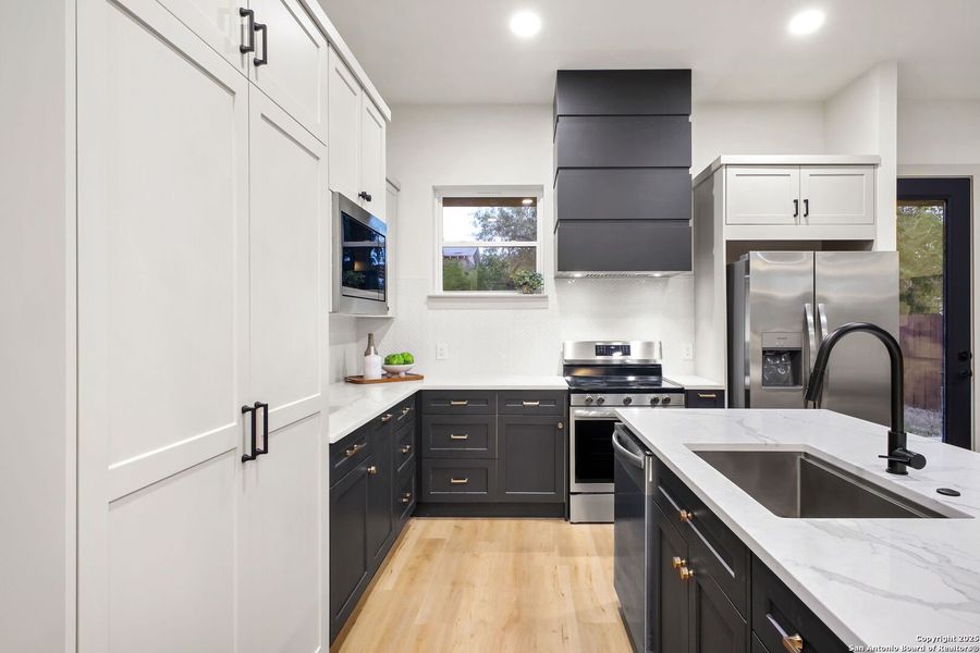 Furnished interior view inside a new home in , San Antonio (Image 44).