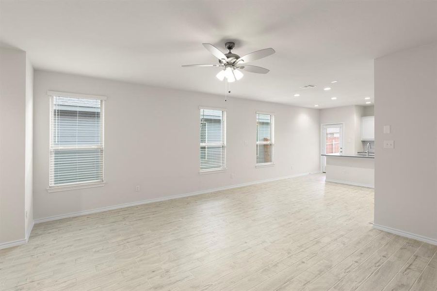 05. 1706 Potomac - Family (2) 05. 1706 Potomac - Family (2)