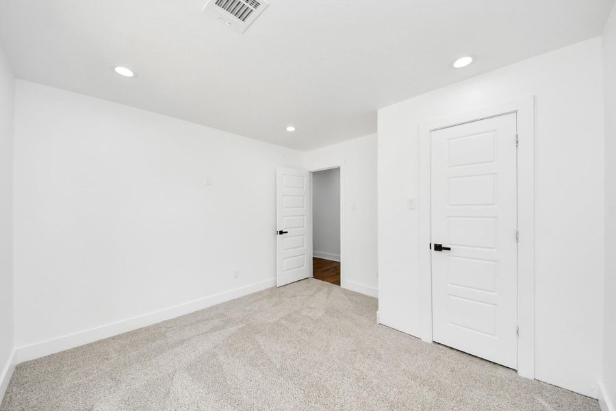 Additional bedroom