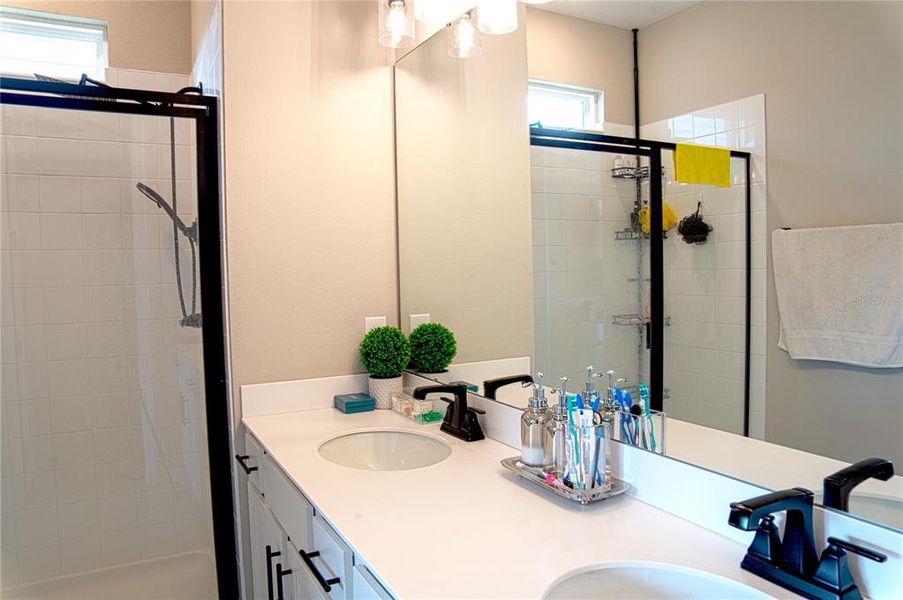 Close-up of interior finishes inside a home in , Haines City (Image 21).
