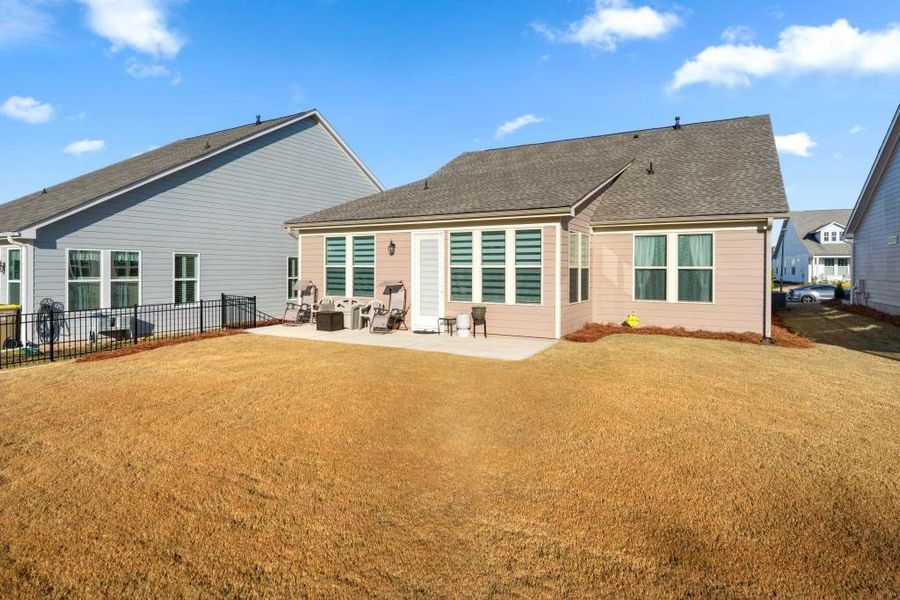 Exterior details and patio area of a home in , Hoschton (Image 4).