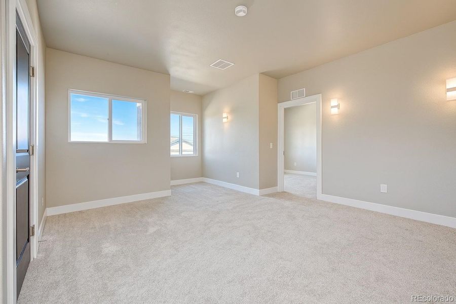 Spacious, unfurnished interior of a new home in , Pueblo (Image 31).