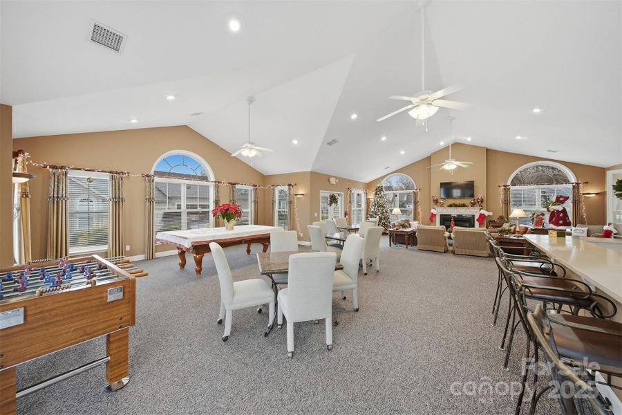 Community amenities in , Hickory (Image 40). Community amenities in , Hickory (Image 40).