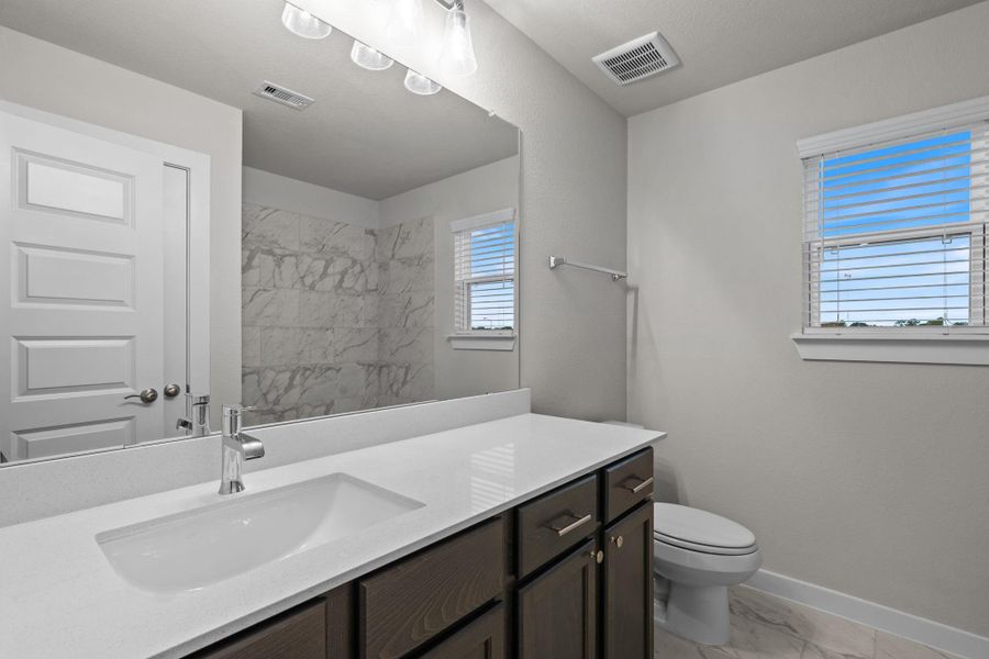 Furnished interior view inside a new home in Briarwood Crossing, Rosenberg (Image 5). Furnished interior view inside a new home in Briarwood Crossing, Rosenberg (Image 5).