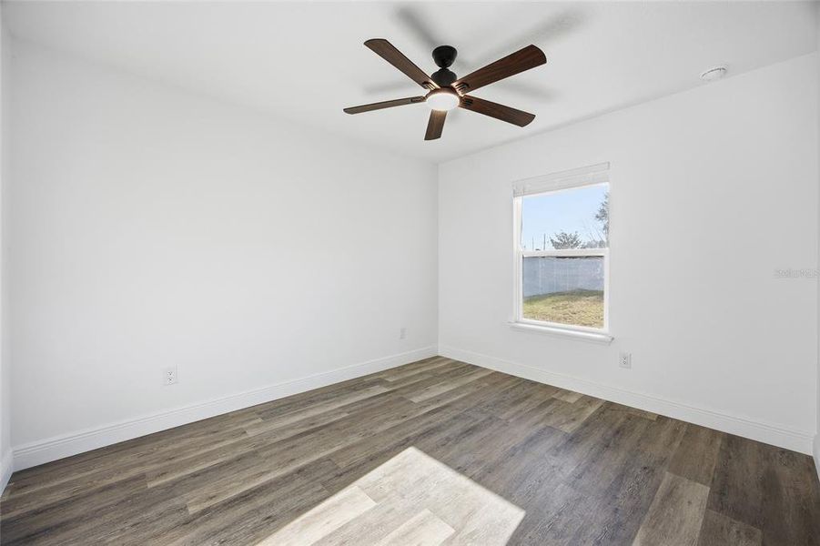 Spacious, unfurnished interior of a new home in , Ocala (Image 19).