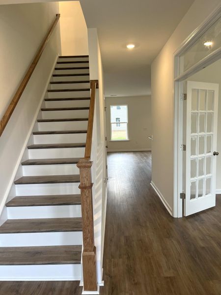Spacious, unfurnished interior of a new home in Oakley Pointe, Moncks Corner (Image 15).