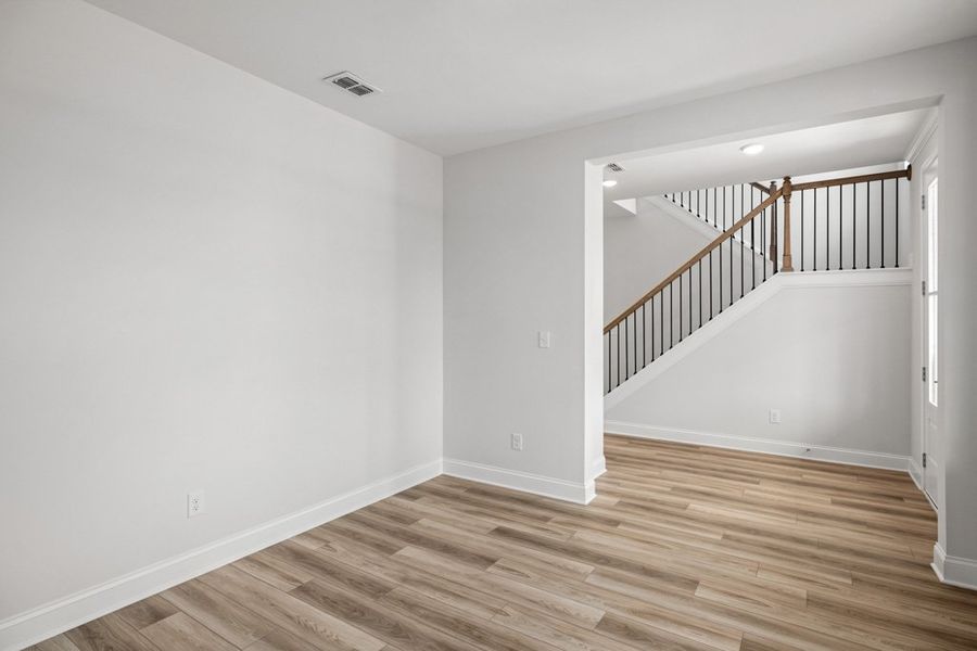 Representative unfurnished interior of a home built from the Charlton by UnionMain Homes in Austin Springs, Bethlehem (Image 12).