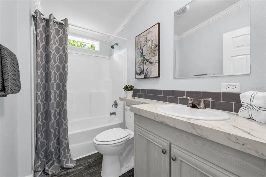 Furnished interior view inside a new home in , Orlando (Image 15).