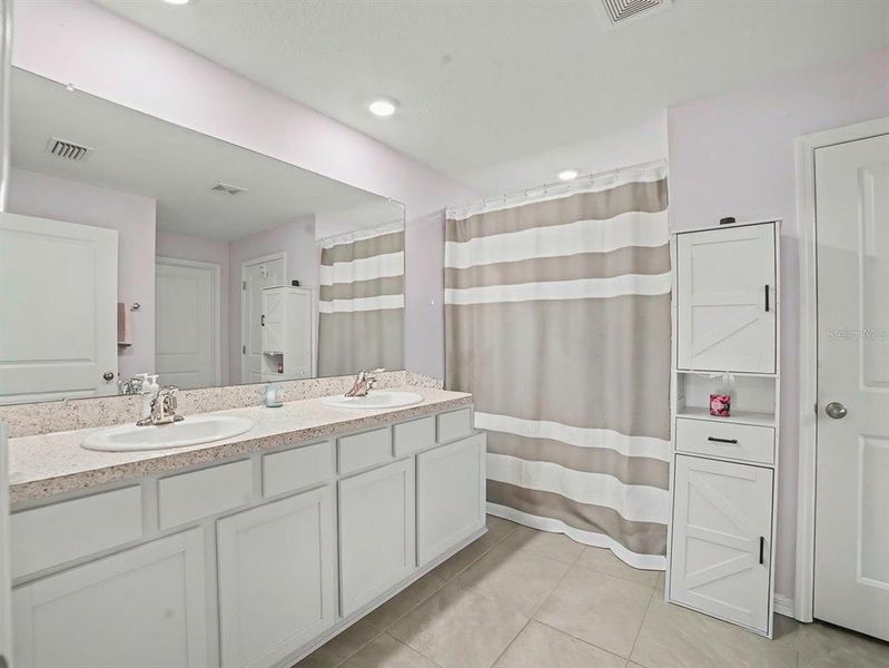 Furnished interior view inside a new home in , Wimauma (Image 15).