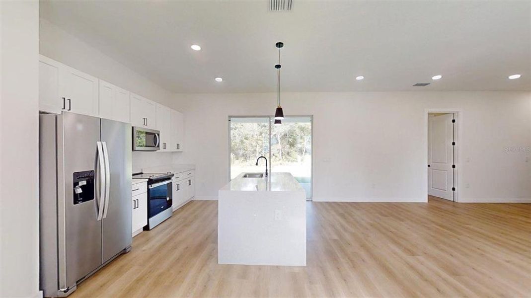 Image 42 of a home in .