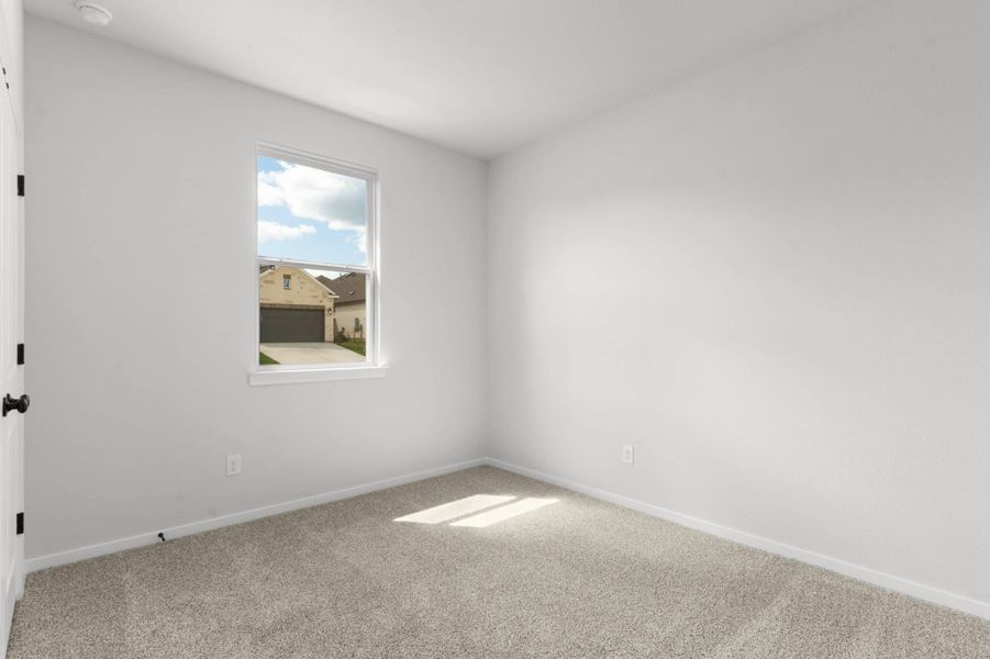 Spacious, unfurnished interior of a new home in Nolina, Georgetown (Image 20).