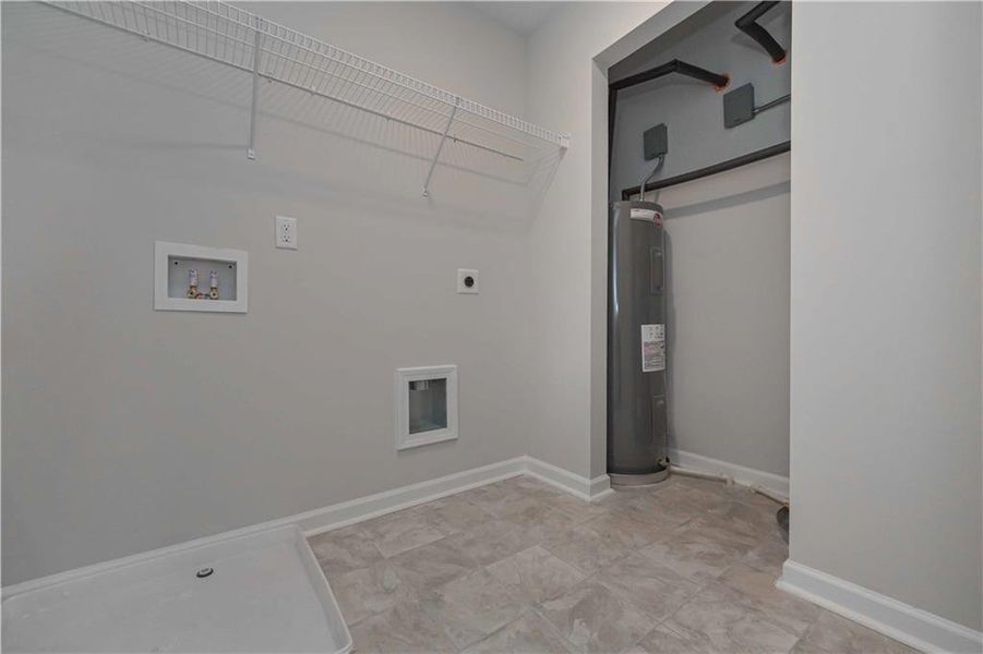 Spacious, unfurnished interior of a new home in , Villa Rica (Image 25).