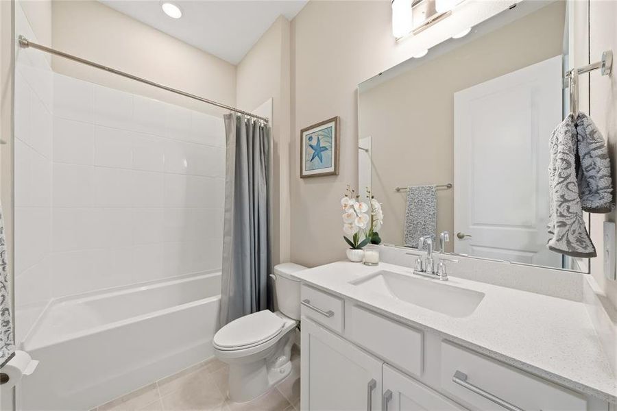 Furnished interior view inside a new home in Silverleaf Reserve, Winter Garden (Image 27).