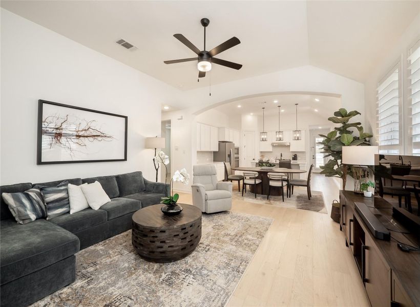 Furnished interior view inside a new home in , Lago Vista (Image 11). Furnished interior view inside a new home in , Lago Vista (Image 11).