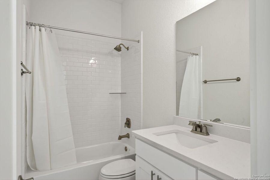 Image 46 of a home in Front Gate in Fair Oaks Ranch. Image 46 of a home in Front Gate in Fair Oaks Ranch.