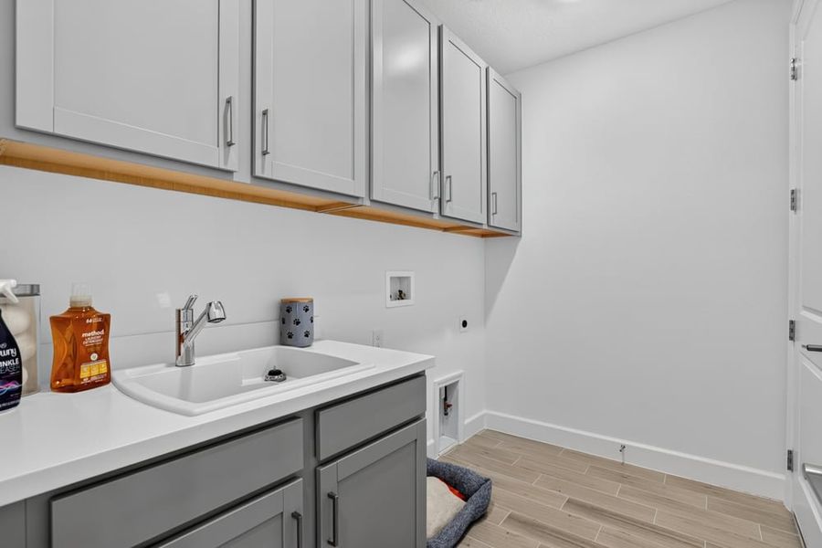 Representative furnished interior of a home built from the Abaco by Taylor Morrison in Ardisia Park, New Smyrna Beach (Image 14).