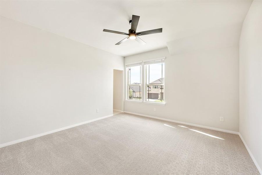 Spacious, unfurnished interior of a new home in Woodstone, Providence Village (Image 23).
