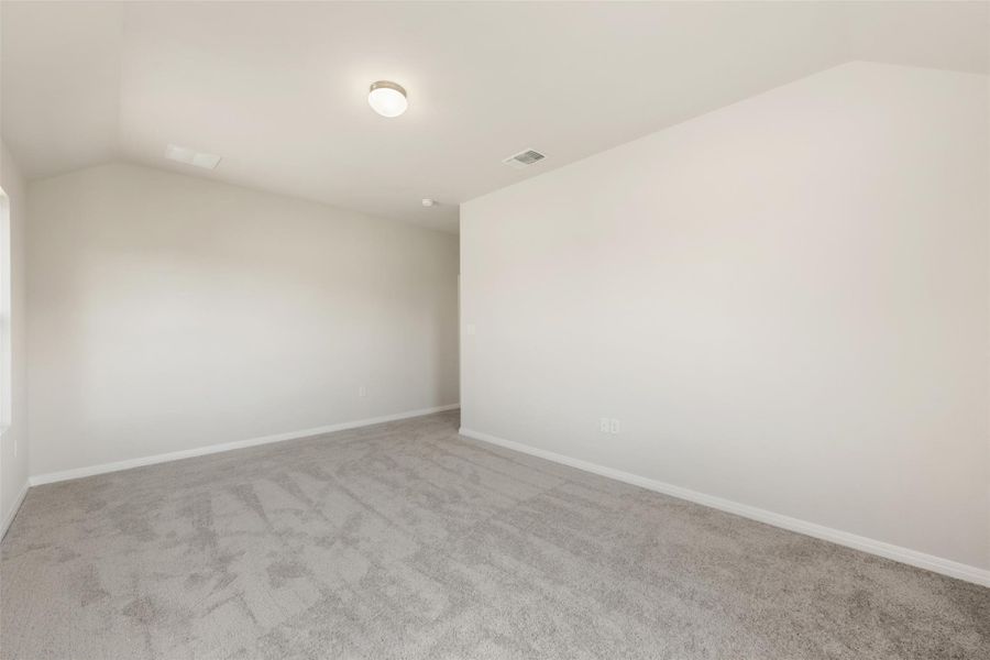 Spacious, unfurnished interior of a new home in Covered Bridge, Hutto (Image 25). Spacious, unfurnished interior of a new home in Covered Bridge, Hutto (Image 25).