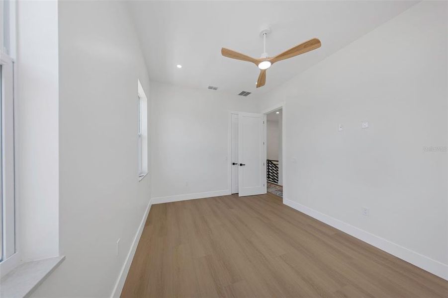Spacious, unfurnished interior of a new home in , St. Petersburg (Image 67). Spacious, unfurnished interior of a new home in , St. Petersburg (Image 67).