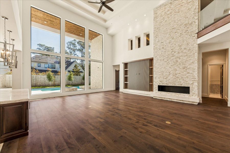 Spacious, unfurnished interior of a new home in , Houston (Image 22).